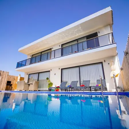 Zehra Queen Kalkan Villa *