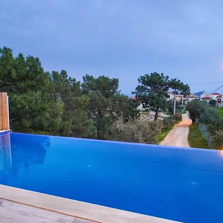 Zehra Queen Kalkan Kas